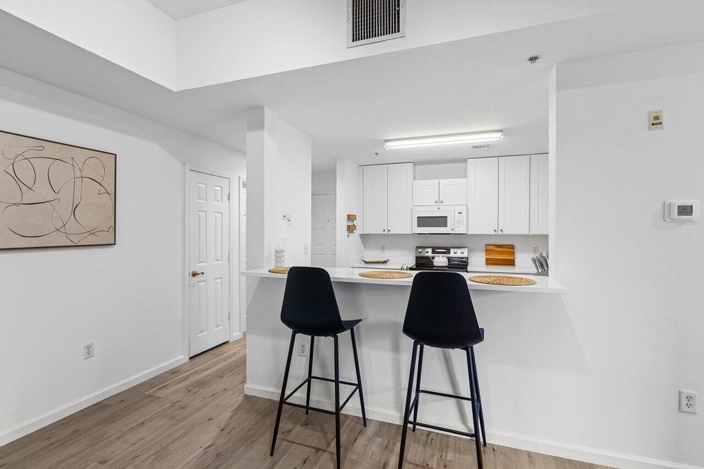 1209 Main Street - Photo 8
