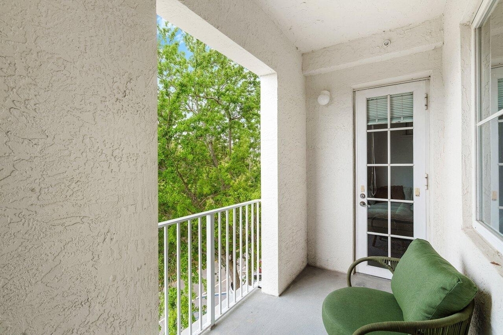 1209 Main Street - Photo 16