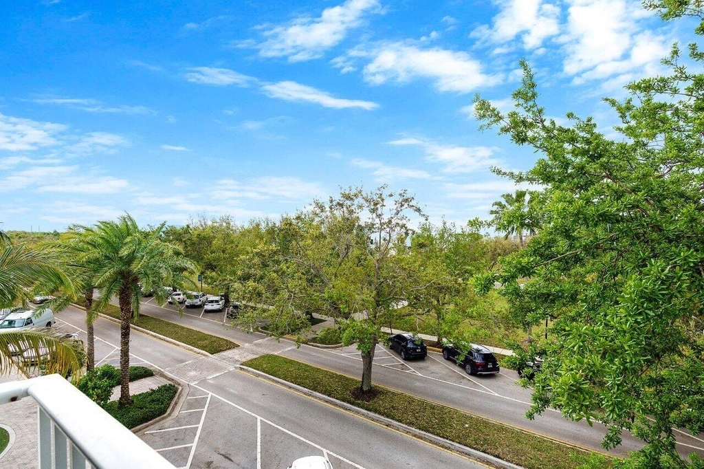 1209 Main Street - Photo 17