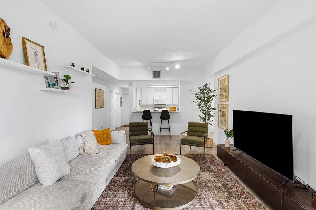 1209 Main Street - Photo 1