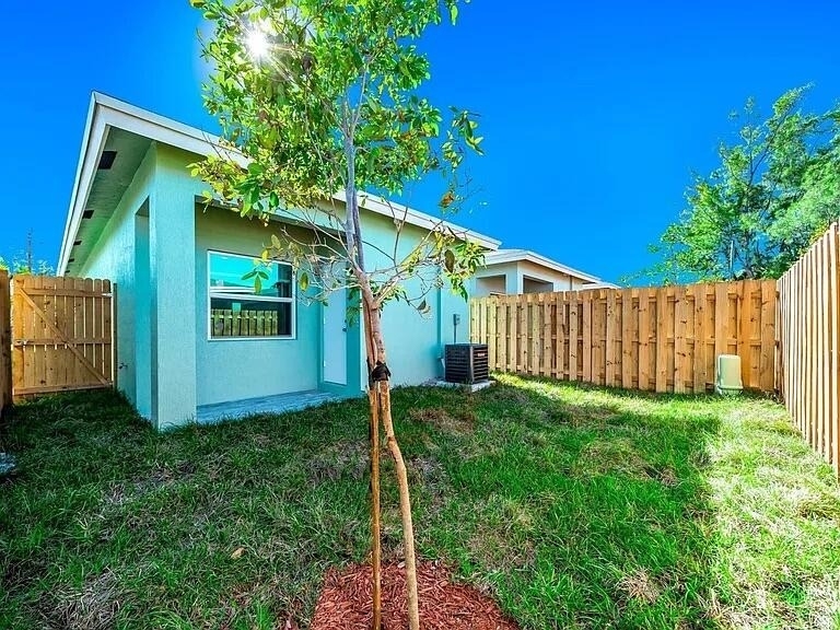 2714 Nokomis Avenue - Photo 19