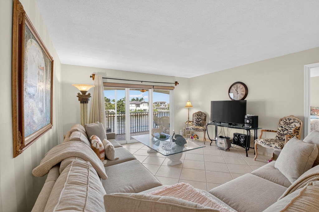 2871 N Ocean Boulevard - Photo 8