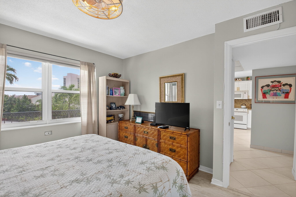 2871 N Ocean Boulevard - Photo 23