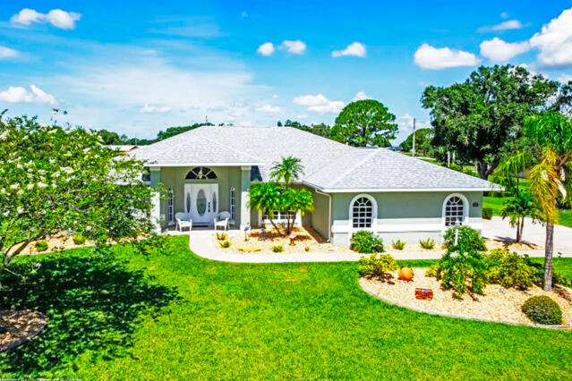 424 Holly Drive - Photo 3