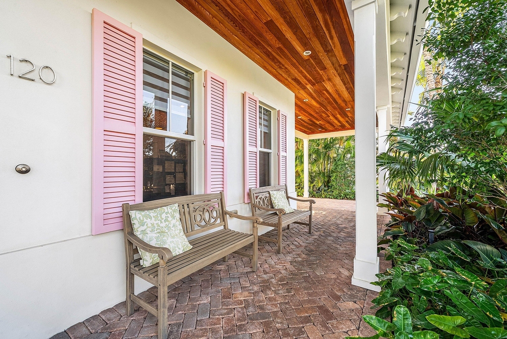 120 Grove Way - Photo 5