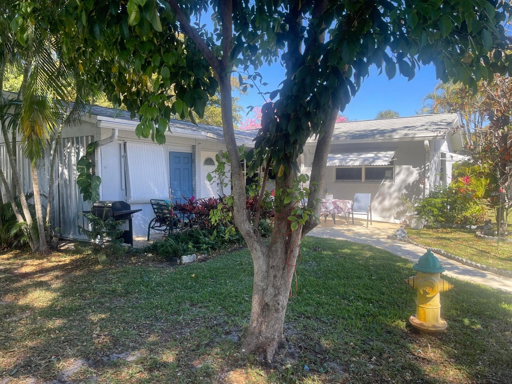 3123 Sw Natura Avenue - Photo 1