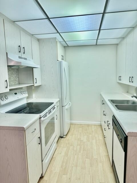 3063 Ainslie D - Photo 1