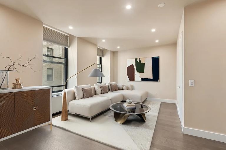 25 Broad Street - Photo 1