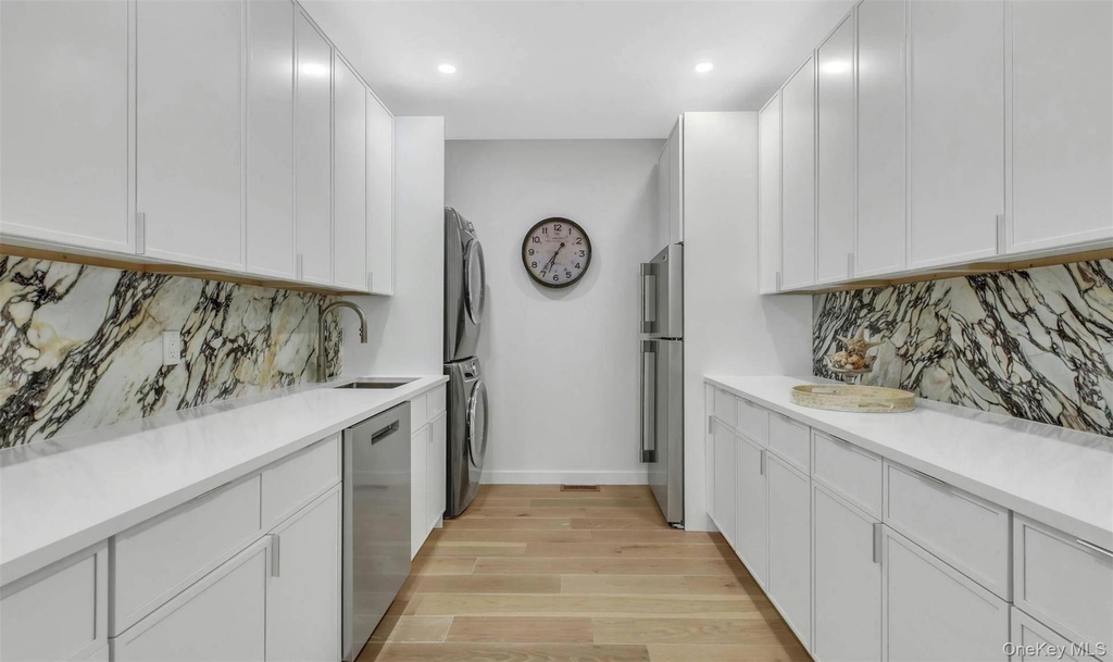 10 Hampton Street - Photo 17