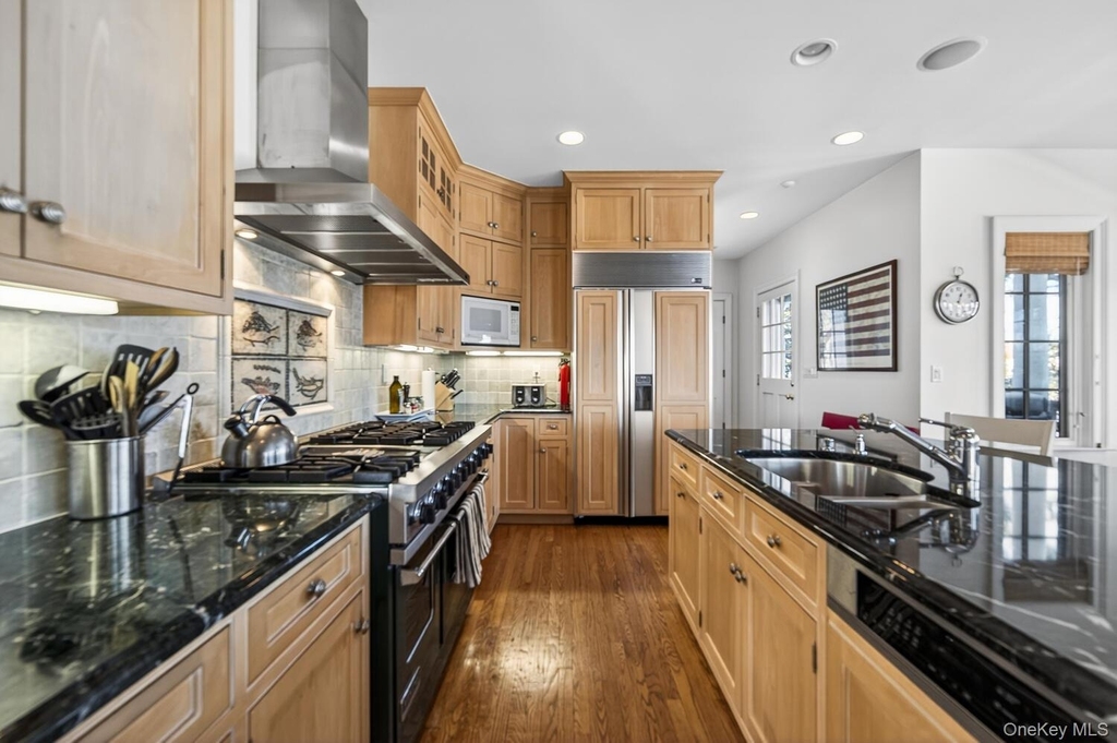 336 Centre Island Road - Photo 15