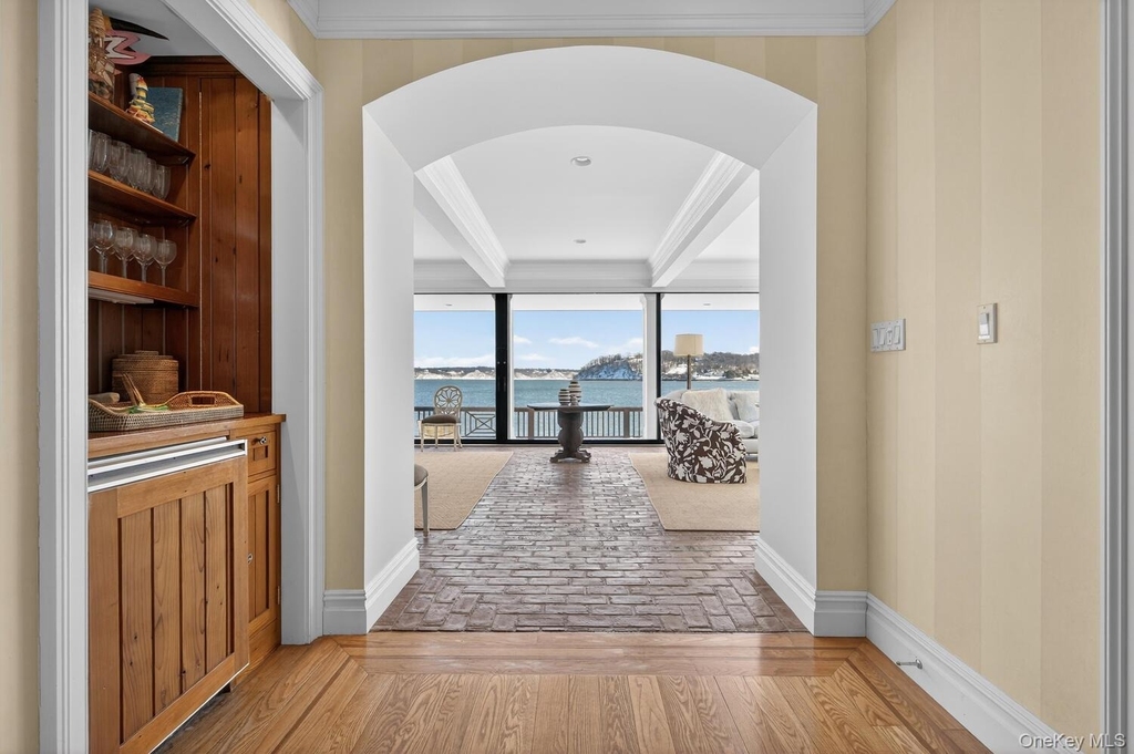 336 Centre Island Road - Photo 1