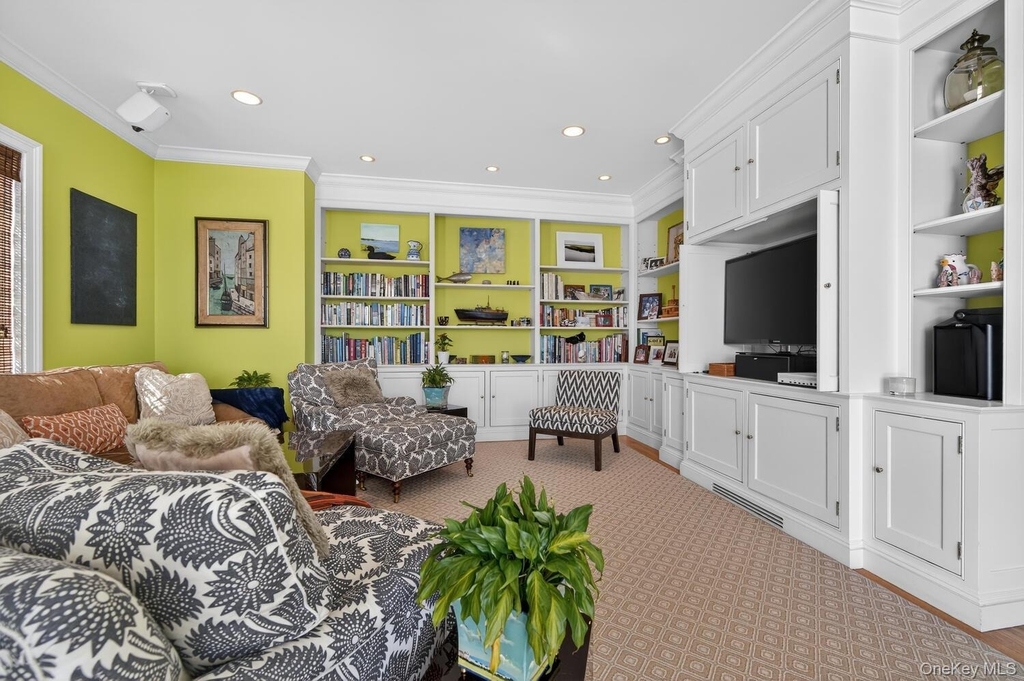 336 Centre Island Road - Photo 8
