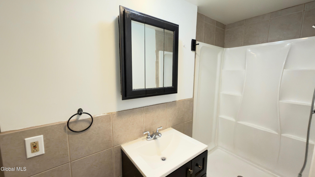 3132 6th Avenue - Photo 12