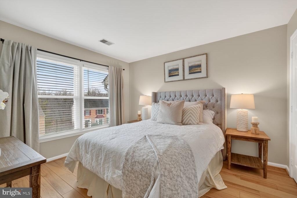 8713 Wadebrook Terrace - Photo 12