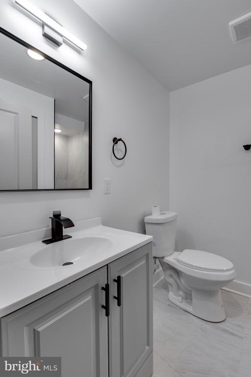 715 W Cumberland Street - Photo 15