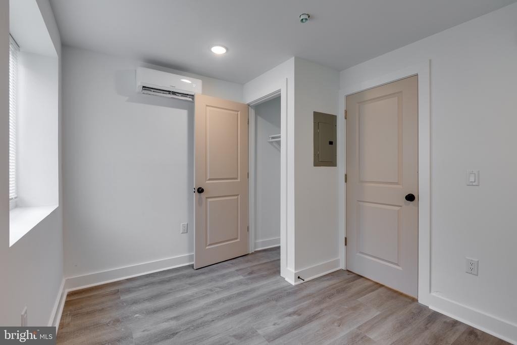 715 W Cumberland Street - Photo 14