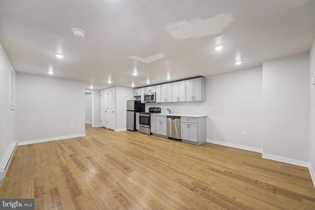 4300 Chestnut Street - Photo 3