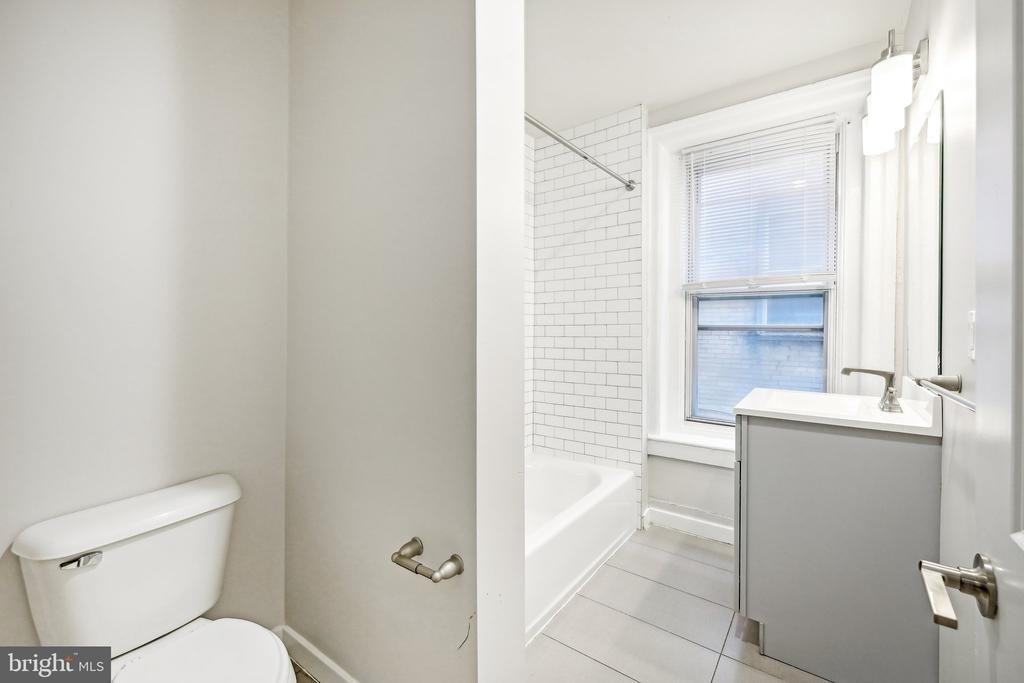 4300 Chestnut Street - Photo 11
