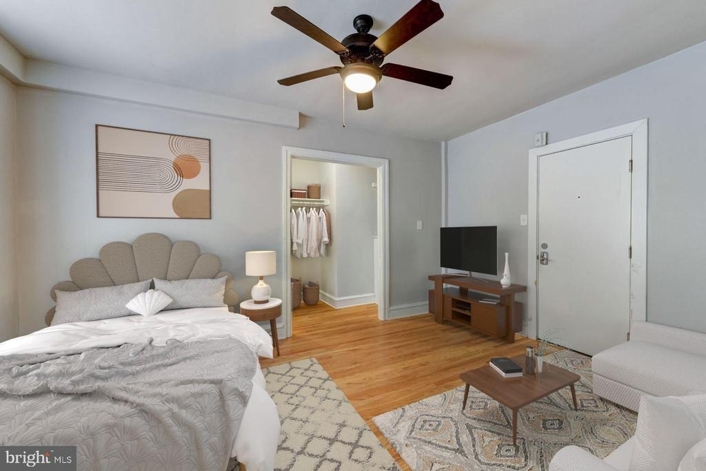 4605 Chester Avenue - Photo 7