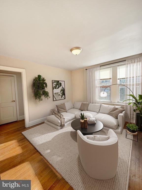 4605 Chester Avenue - Photo 3