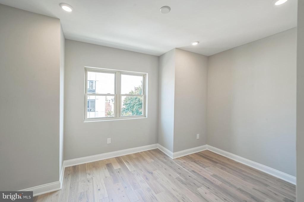 1702 S 22nd Street - Photo 18