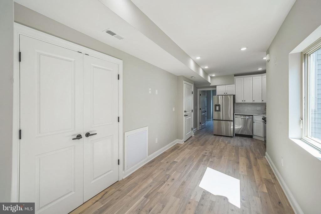 1702 S 22nd Street - Photo 6