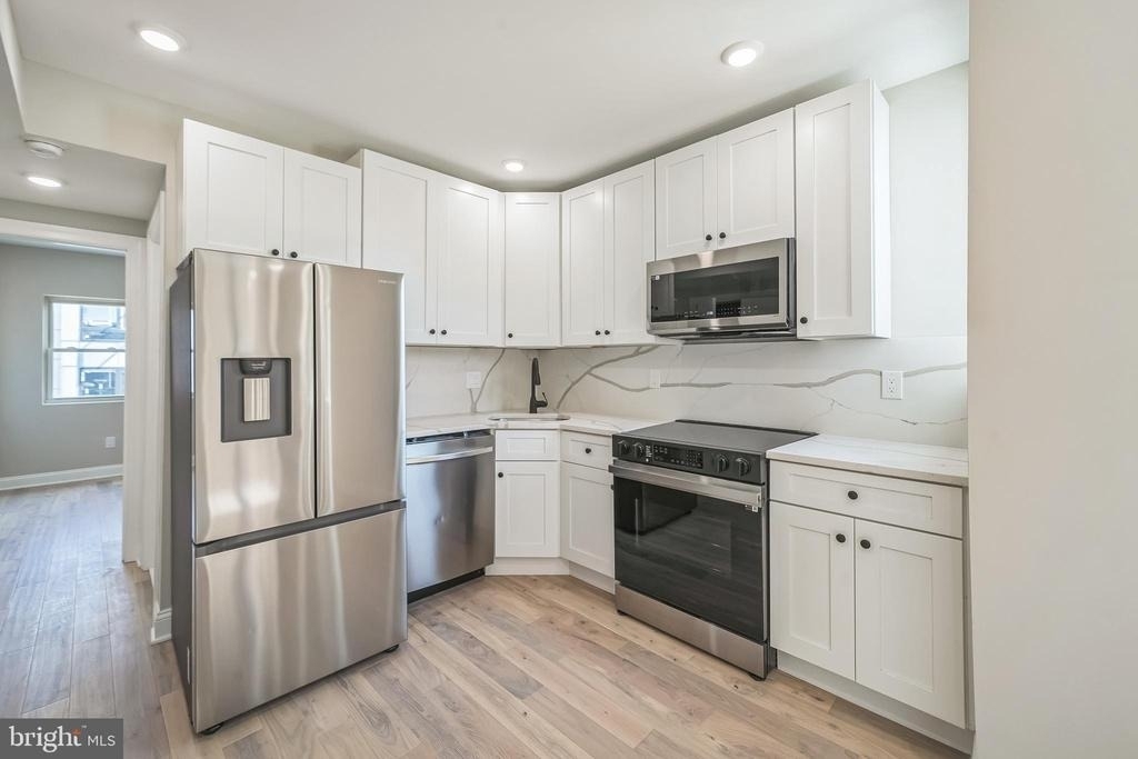 1702 S 22nd Street - Photo 5