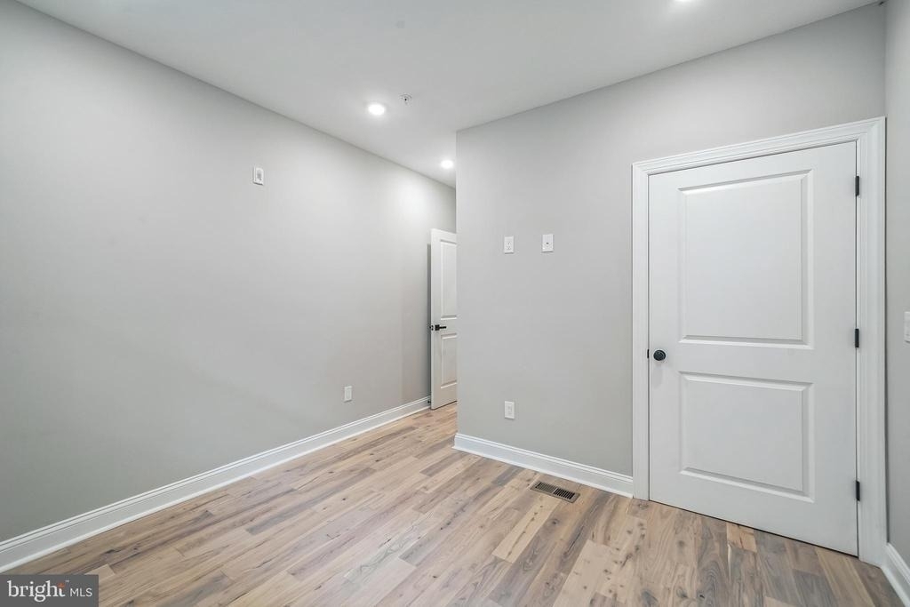 1702 S 22nd Street - Photo 7