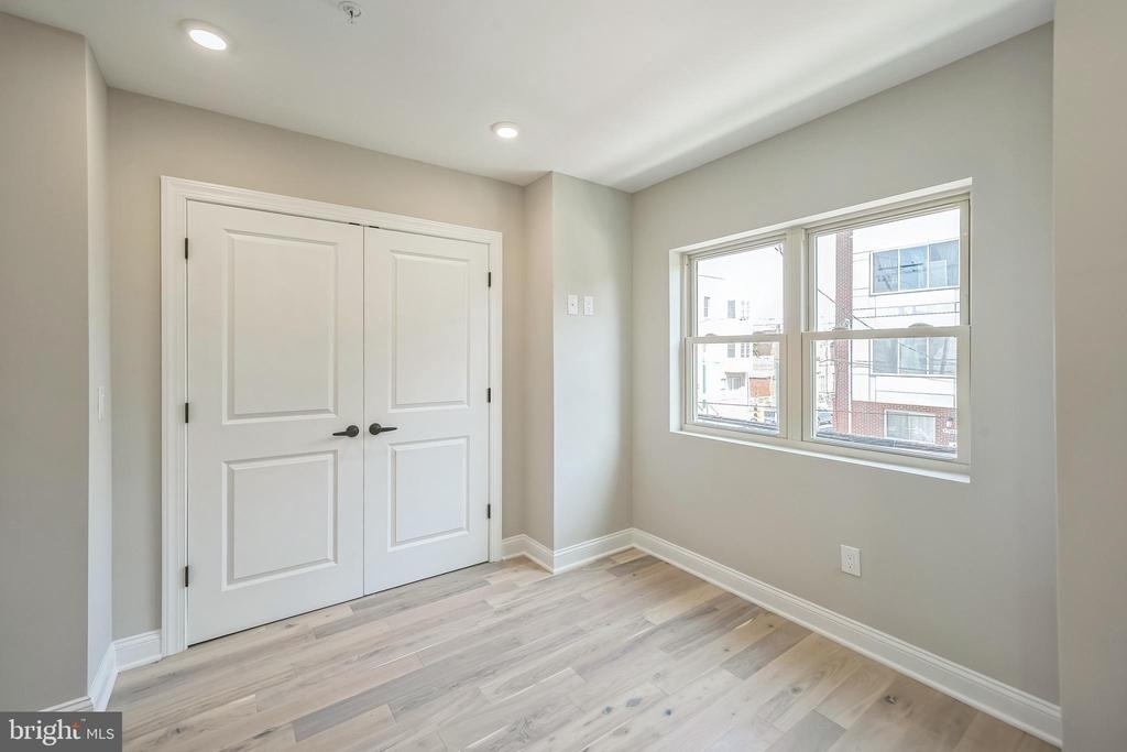1702 S 22nd Street - Photo 8