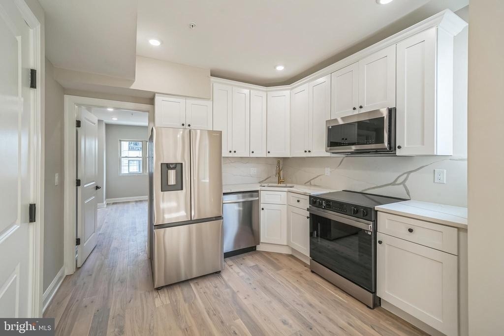1702 S 22nd Street - Photo 2