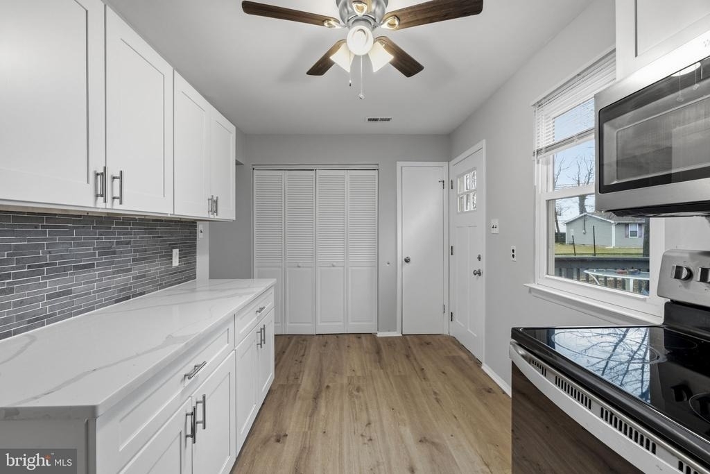 341 Clarkson Street - Photo 11