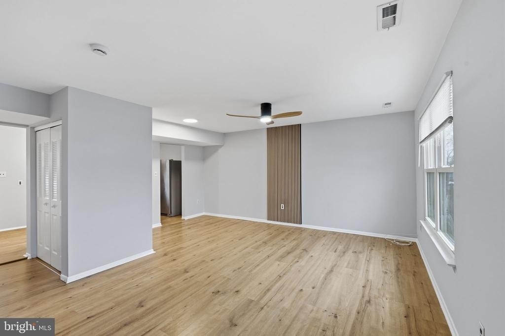 341 Clarkson Street - Photo 2