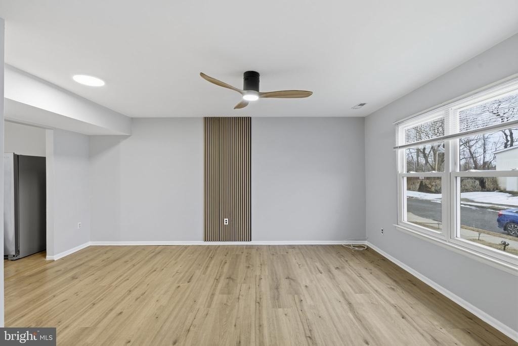 341 Clarkson Street - Photo 4
