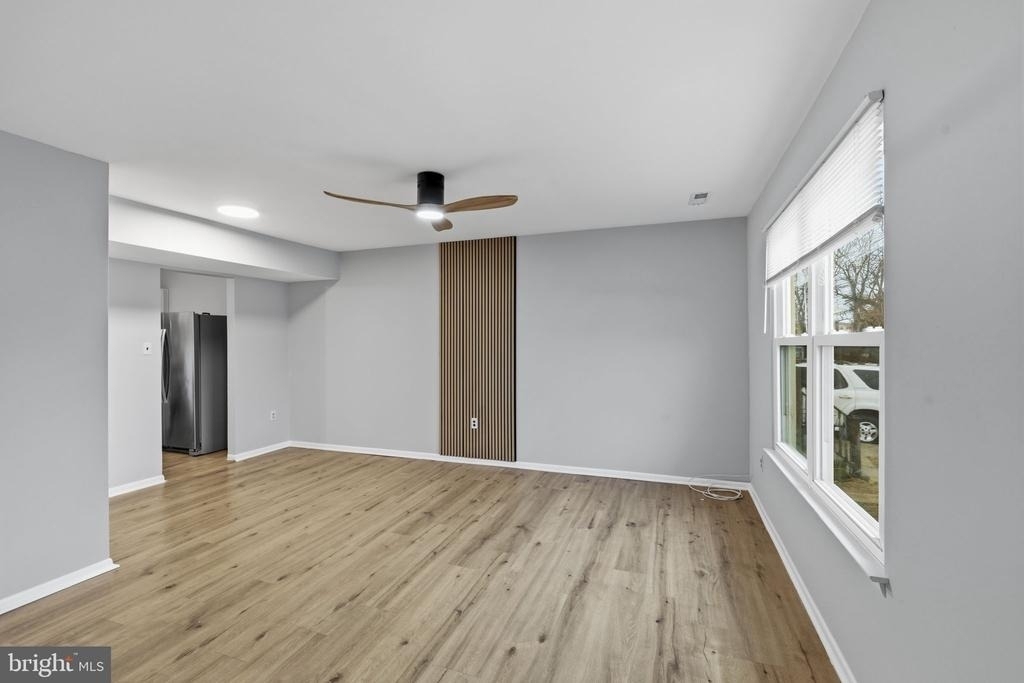 341 Clarkson Street - Photo 3