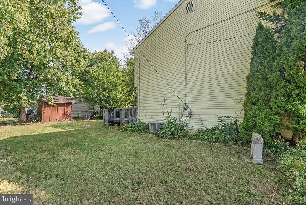 341 Clarkson Street - Photo 29