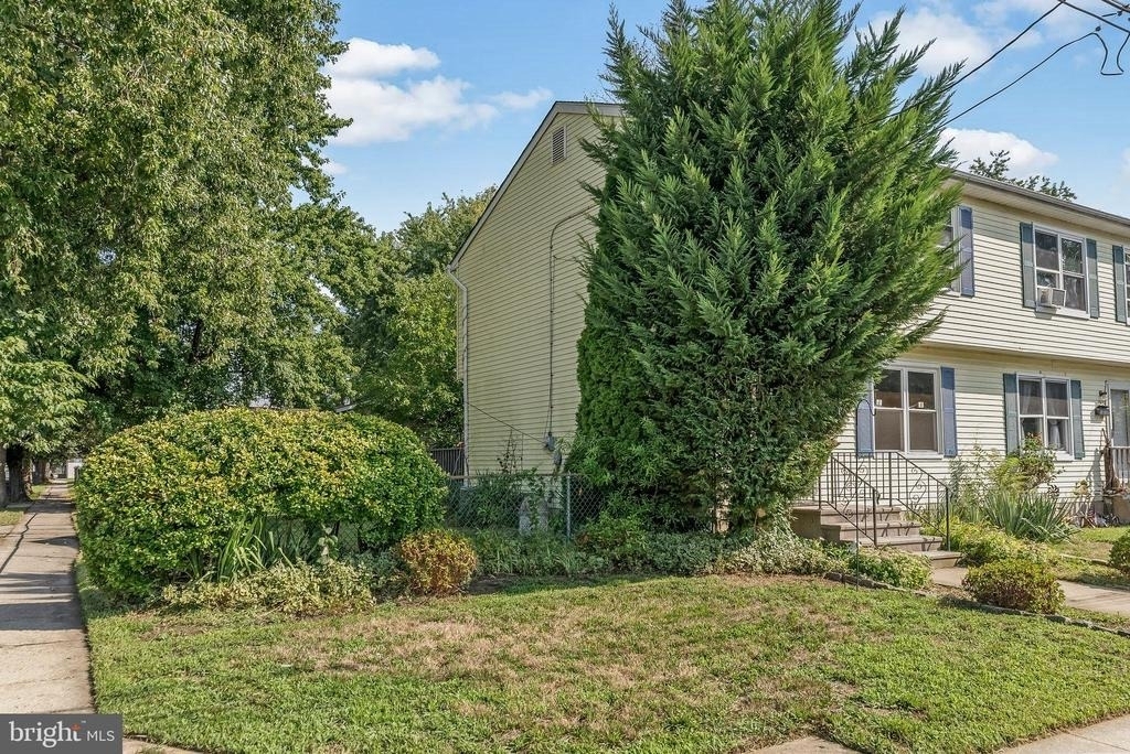 341 Clarkson Street - Photo 1
