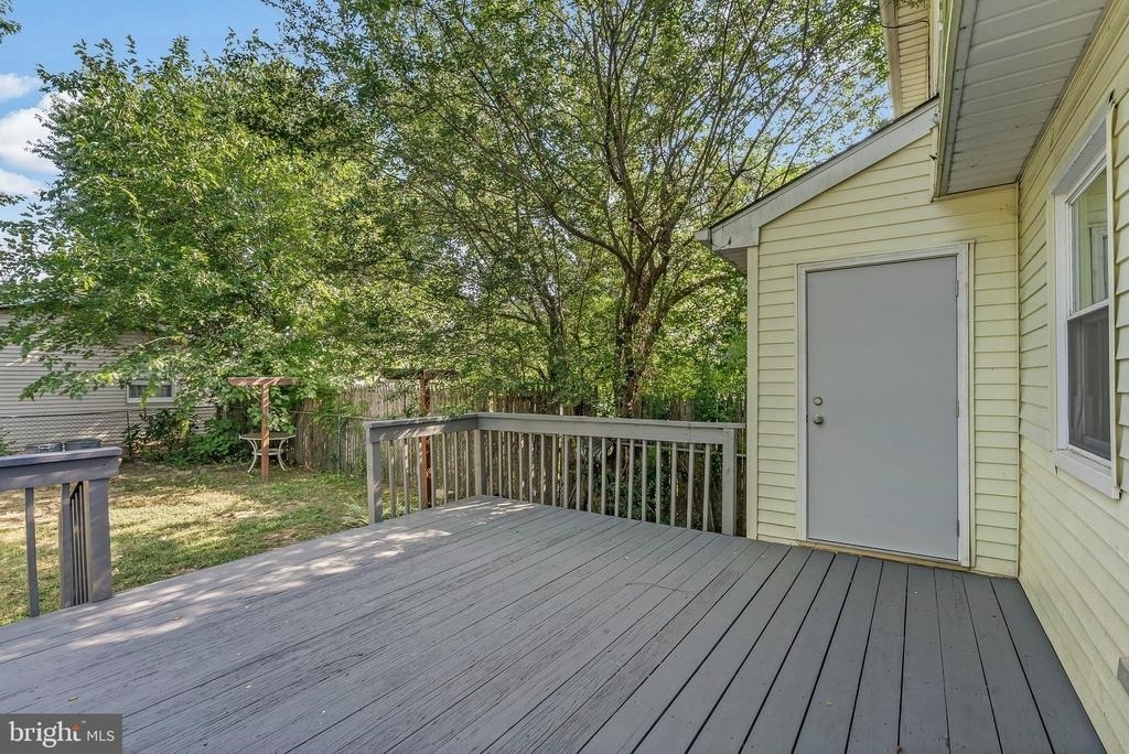 341 Clarkson Street - Photo 28