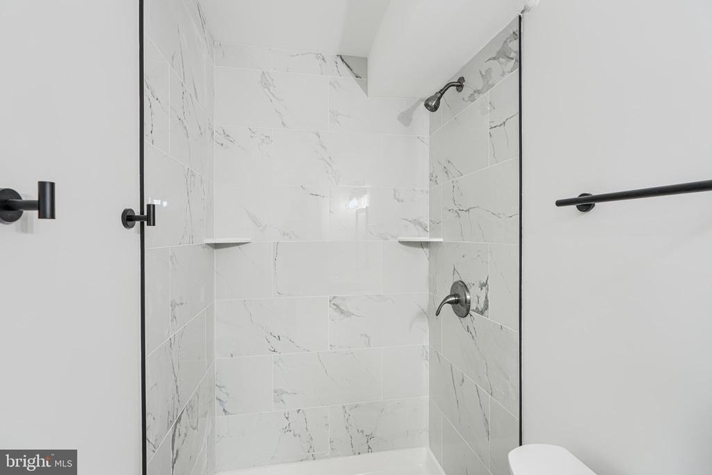 7 S Carrollton Avenue - Photo 10
