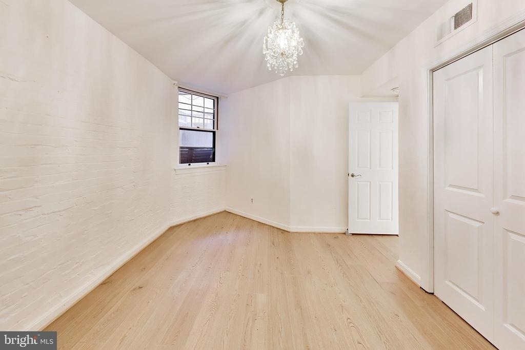 3014 Dent Place Nw - Photo 10