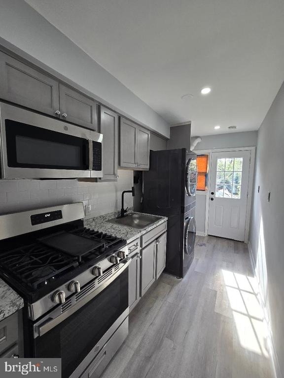 5433 C Street Se - Photo 4