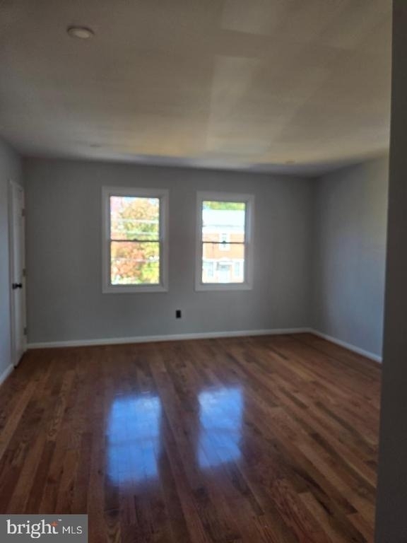 5433 C Street Se - Photo 3