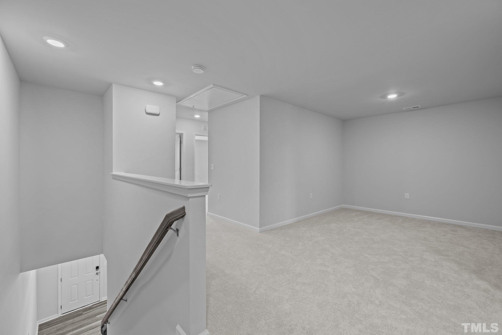 5106 Anamosa Street - Photo 3