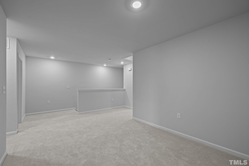 5106 Anamosa Street - Photo 5