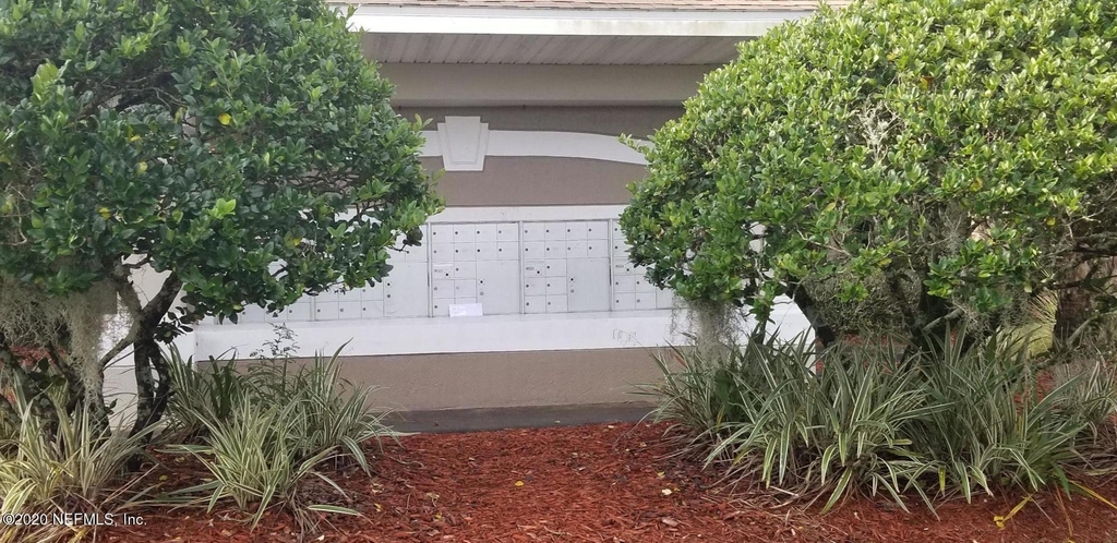 10550 Baymeadows Road - Photo 4