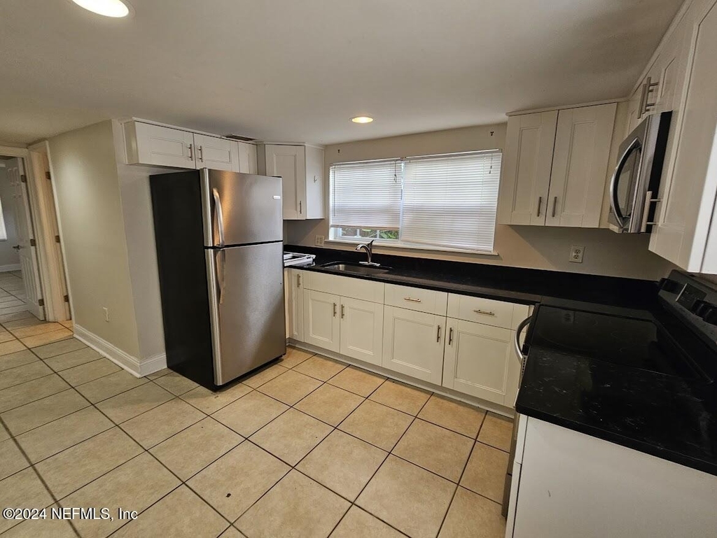 925 Phillips Street - Photo 4