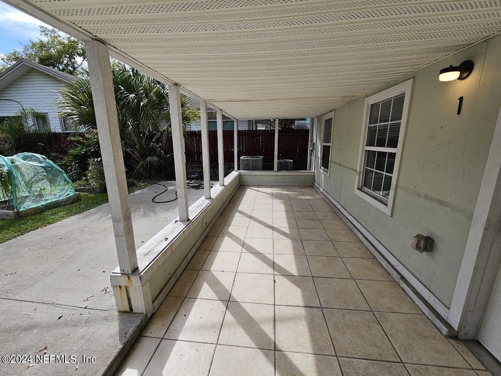 925 Phillips Street - Photo 11