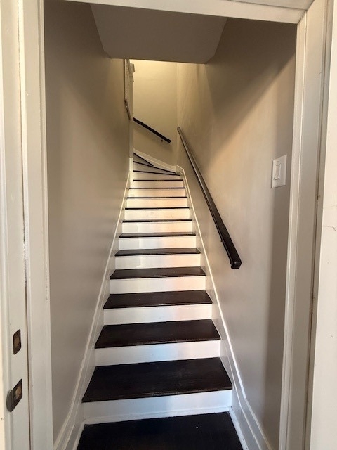 3651 W Grenshaw Street - Photo 1