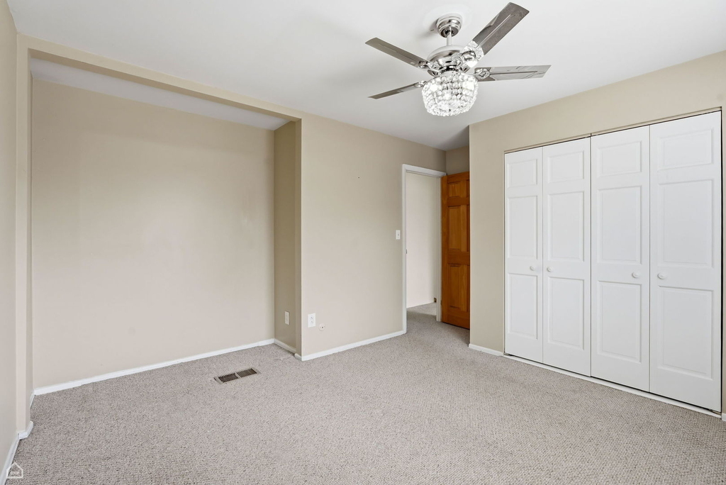 409 Kensington Drive - Photo 13
