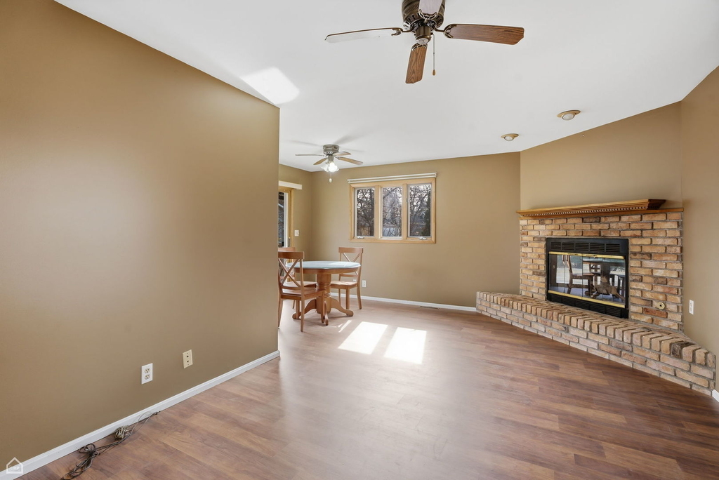 409 Kensington Drive - Photo 10