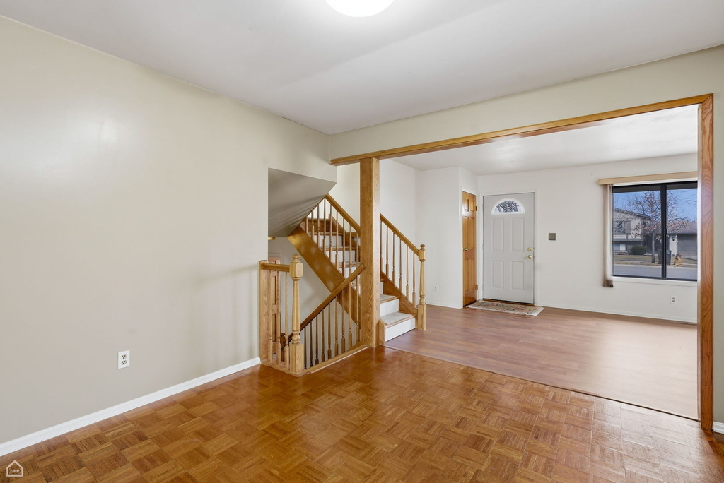 409 Kensington Drive - Photo 6